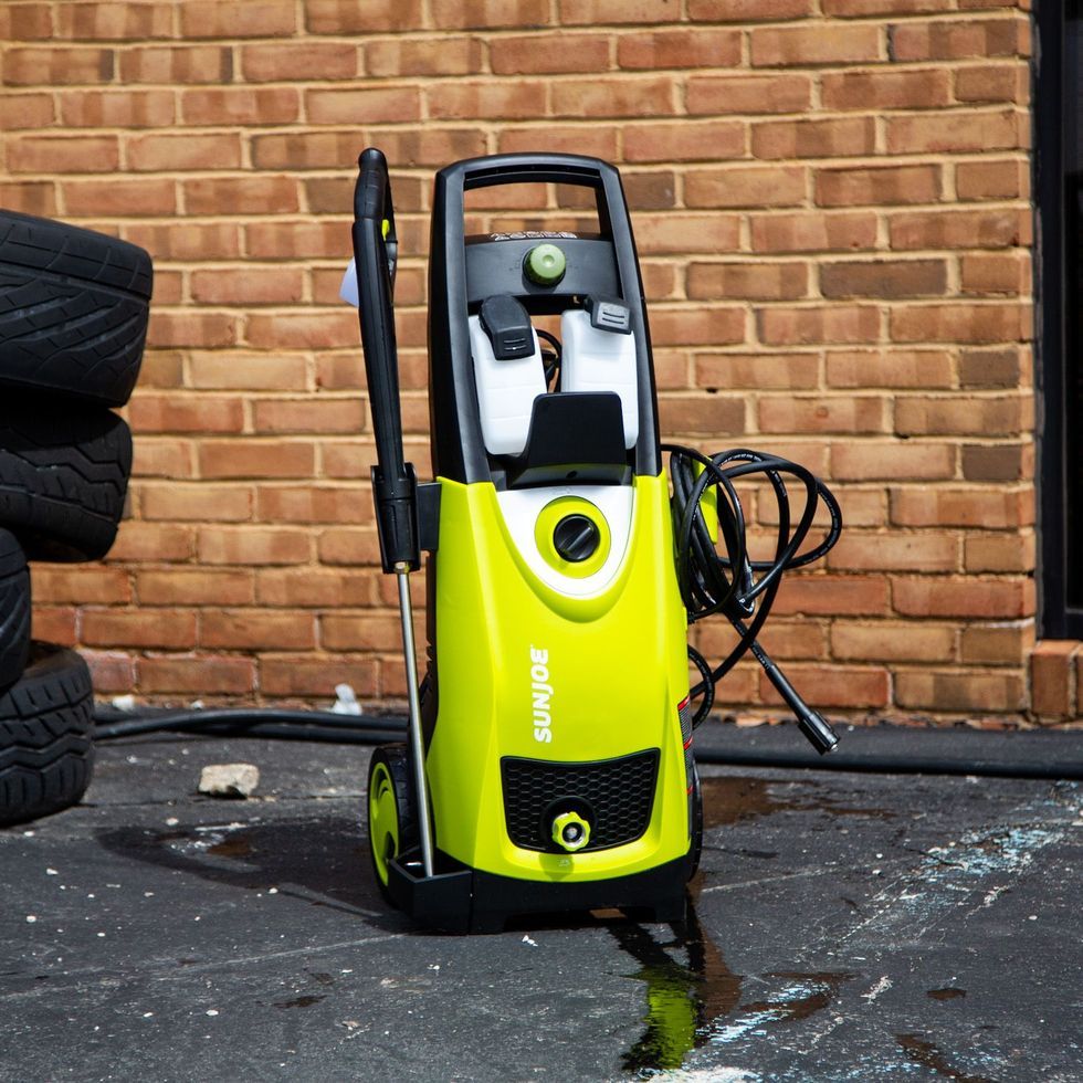 Applications of Electric Pressure Washers