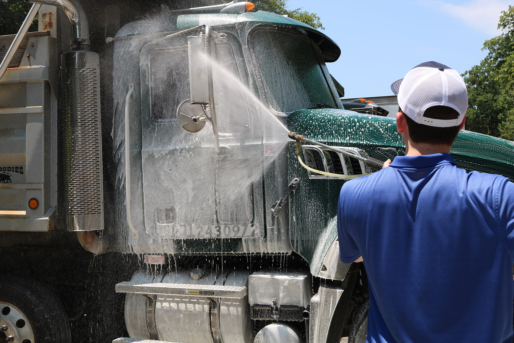 pressure-washing-commercial-9